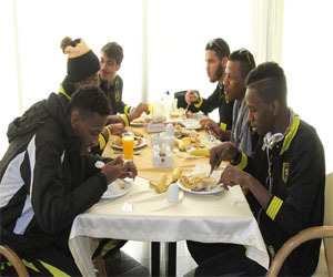   مصر اليوم - بعثة اتحاد جدة تصل تبريز الإيرانية والبلوي يعد بالعودة بنتيجة إيجابية